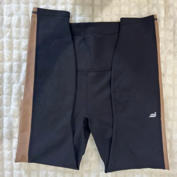 Women’s Fabletics Black and Tan Leggings. L. - Picture 2 of 8
